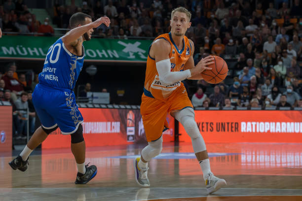 及二次进攻 及二次进攻